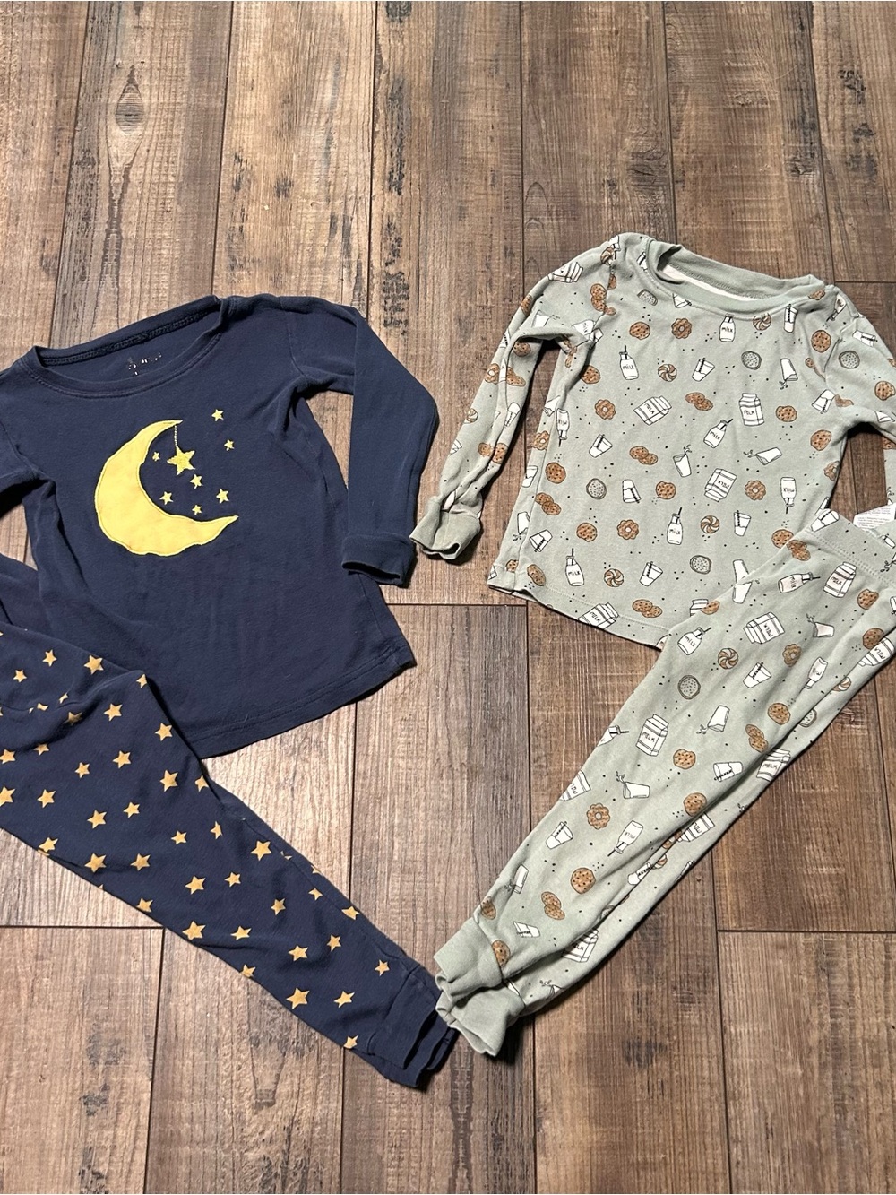 Boys 2pc Pajama Sets Size 3T Cotton Knit Milk Cookies Moon Stars Leveret
